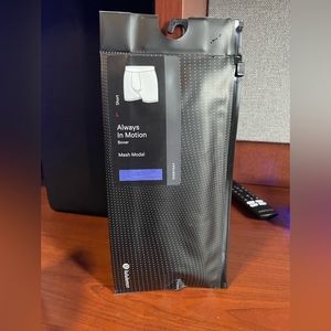 Mens lululemon 5” underwear size large brand new